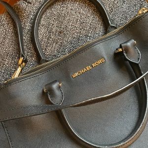 Black leather michael kors shoulder strap satchel